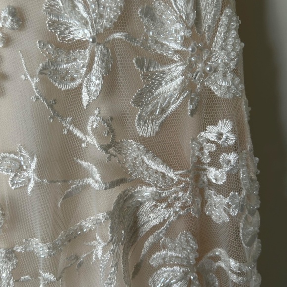 Alena Leena NWOT sparkly embroidered strapless wedding gown - Picture 14 of 15